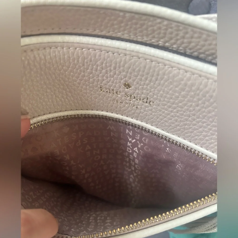 Kate Spade Cream / Blush Pink Crossbody Bag in Pebbled Leather HOST PICK